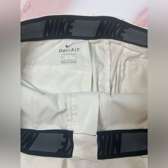 Nike Mens Shorts Size 34 Like New - Picture 5 of 5